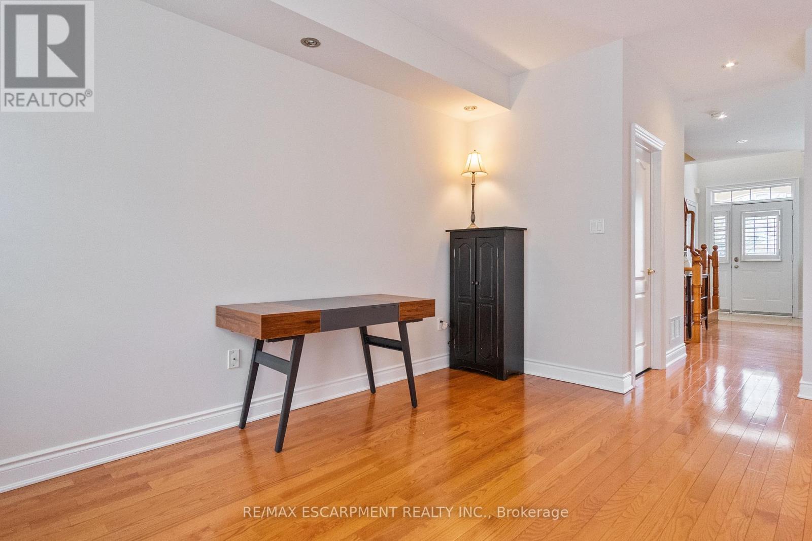 229 - 60 Rosewood Avenue, Mississauga (Port Credit), Ontario  L5G 4W2 - Photo 20 - W12121403