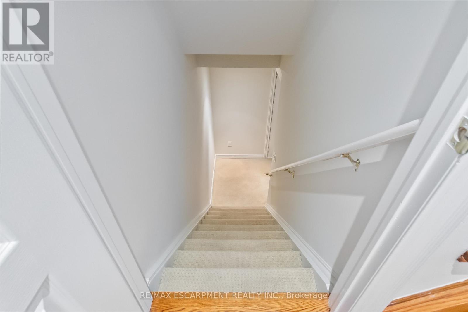 229 - 60 Rosewood Avenue, Mississauga (Port Credit), Ontario  L5G 4W2 - Photo 43 - W12121403