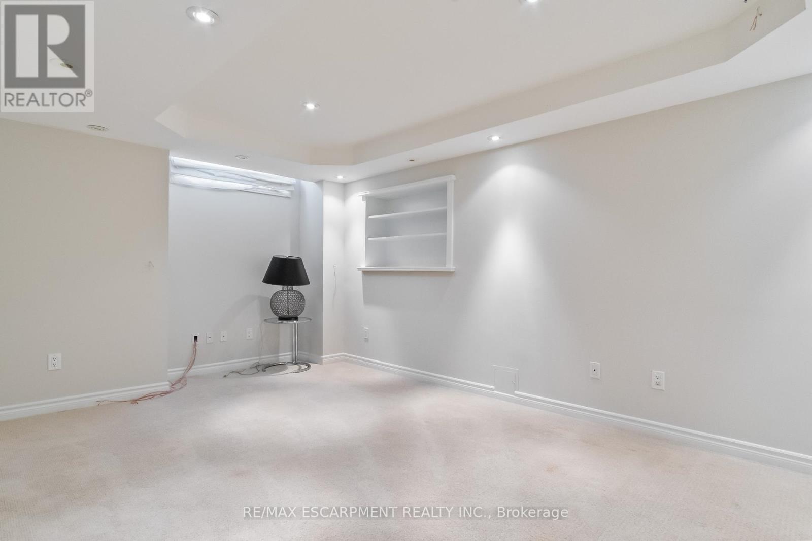 229 - 60 Rosewood Avenue, Mississauga (Port Credit), Ontario  L5G 4W2 - Photo 45 - W12121403