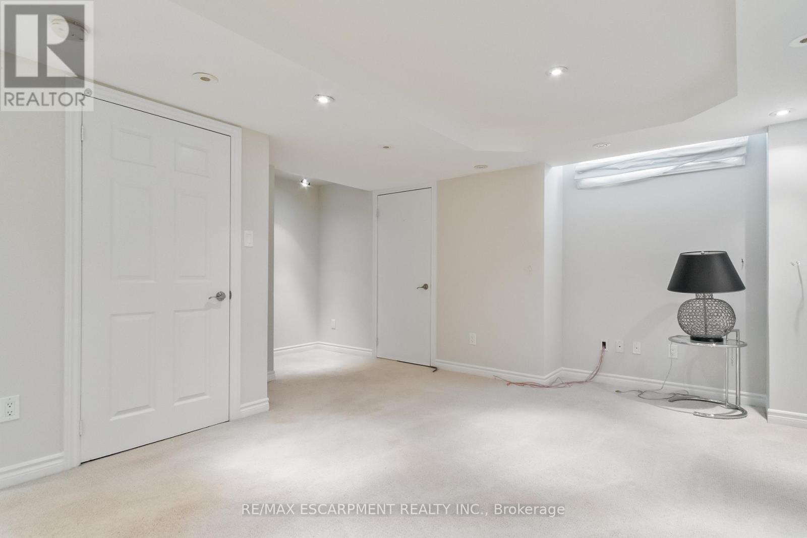 229 - 60 Rosewood Avenue, Mississauga (Port Credit), Ontario  L5G 4W2 - Photo 46 - W12121403