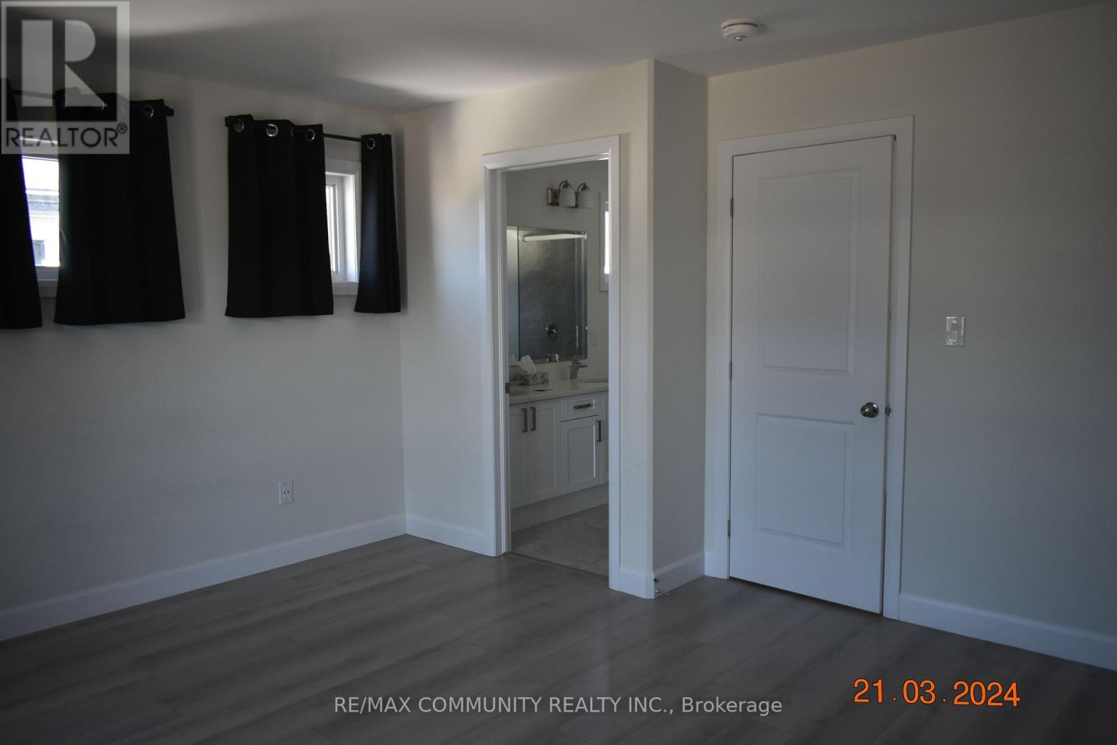 319 Pratt Drive, Loyalist, Ontario  K7N 0E8 - Photo 10 - X12121392