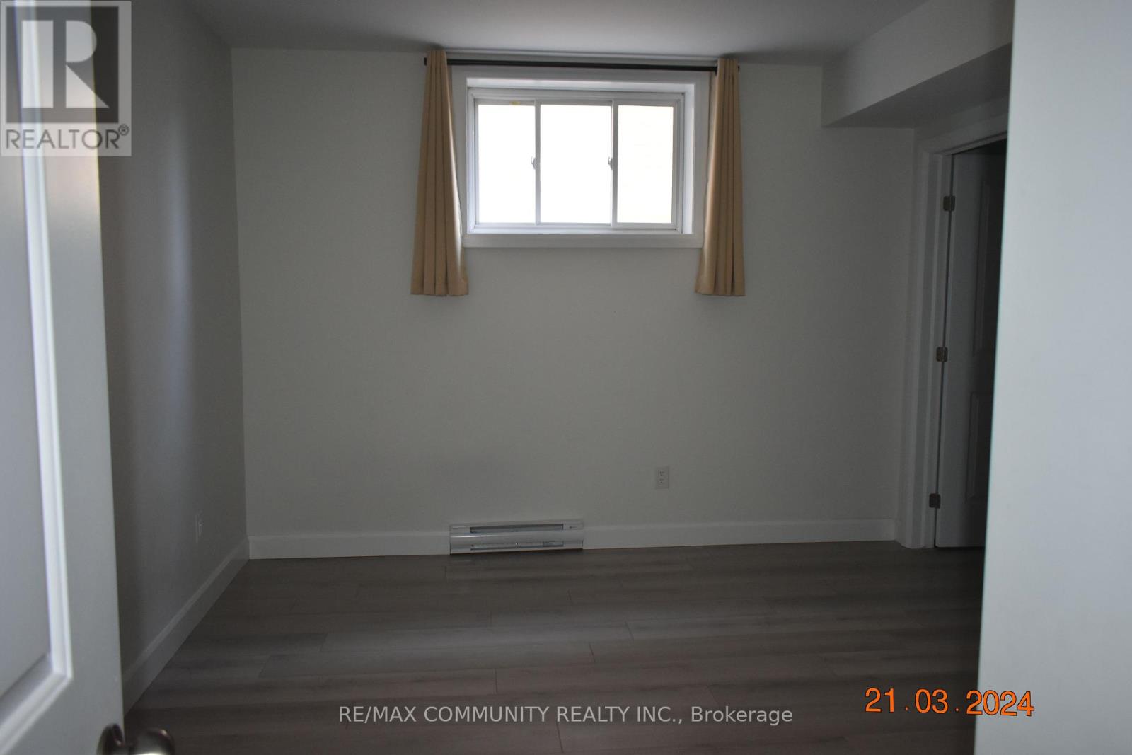 319 Pratt Drive, Loyalist, Ontario  K7N 0E8 - Photo 13 - X12121392