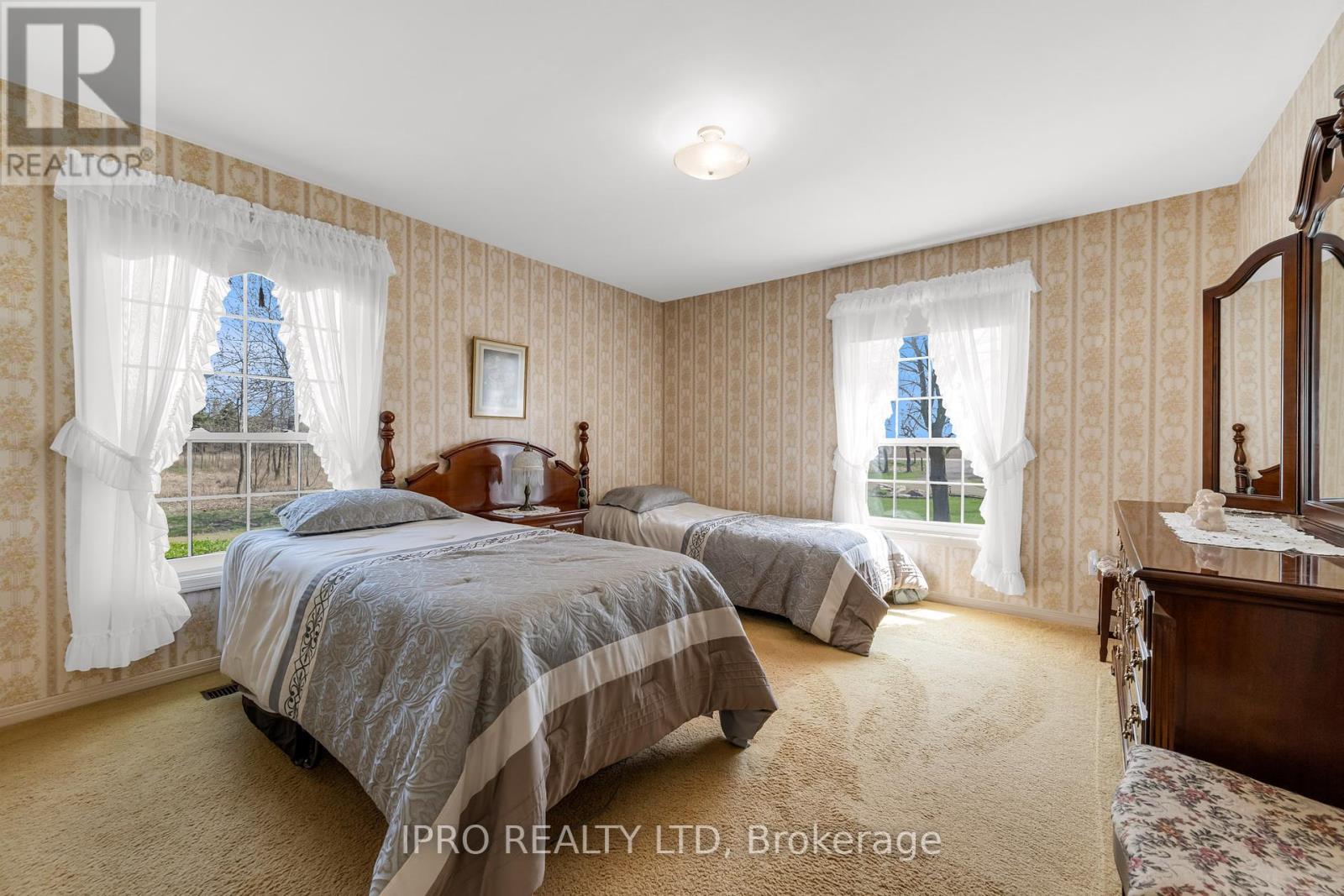 40764 Forks Road, Wainfleet, Ontario  L0S 1V0 - Photo 24 - X12121404