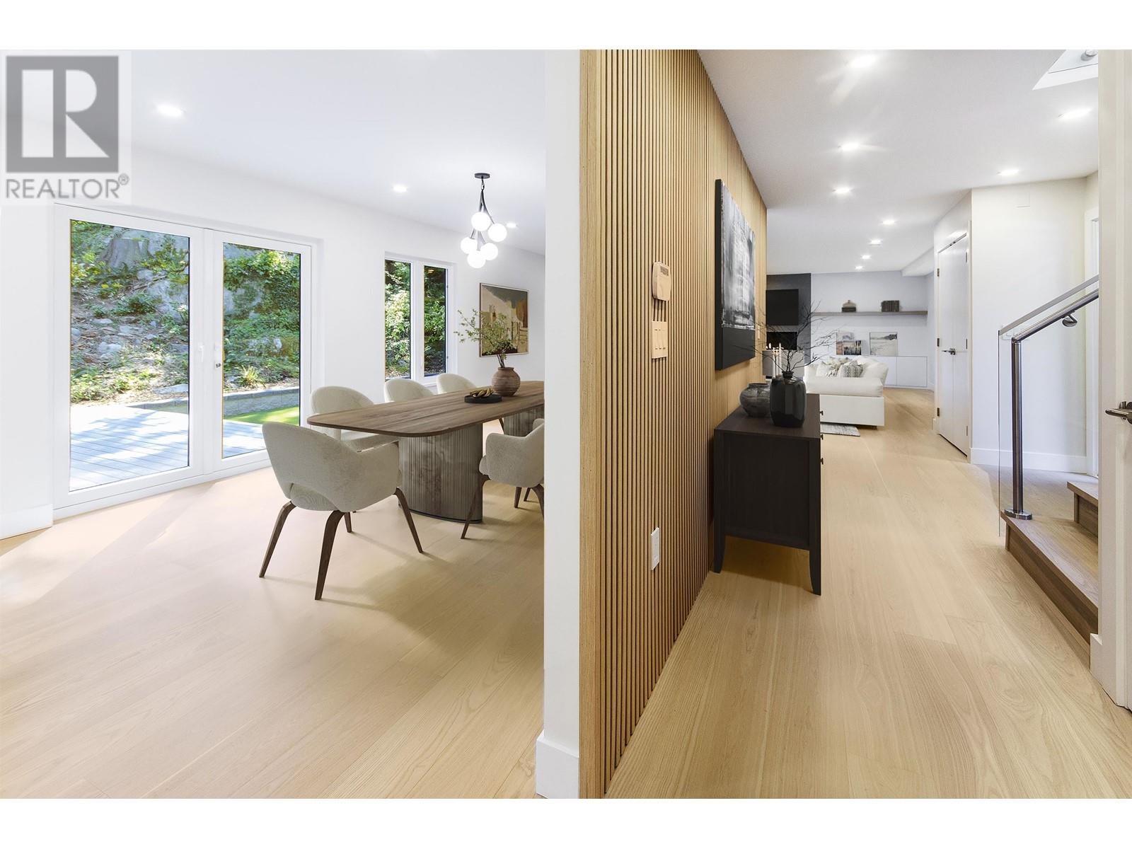 Property at 4002 BAYRIDGE AVENUE image 3