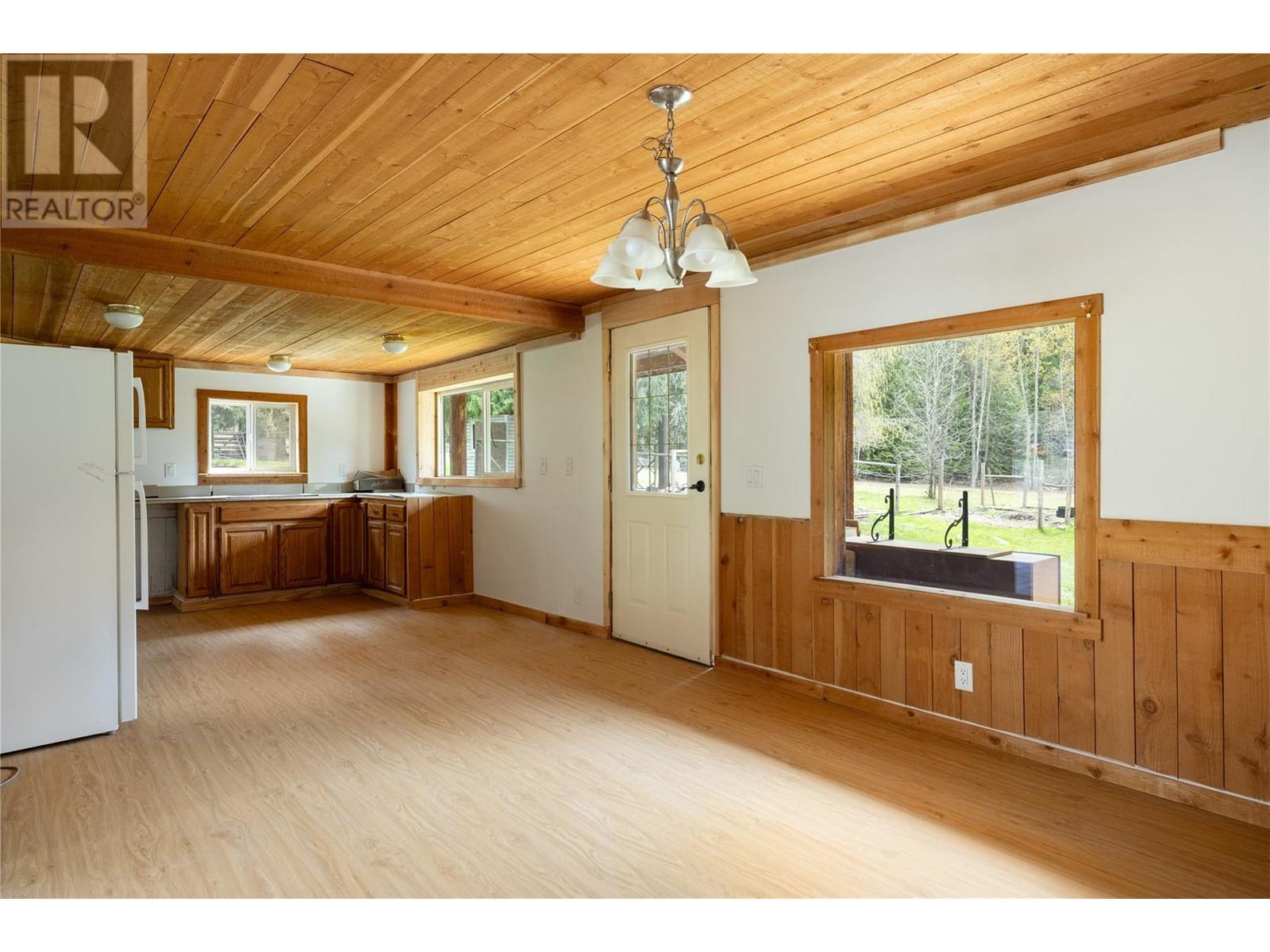 1538 Creighton Valley Road, Lumby, British Columbia  V0E 2G1 - Photo 47 - 10333967