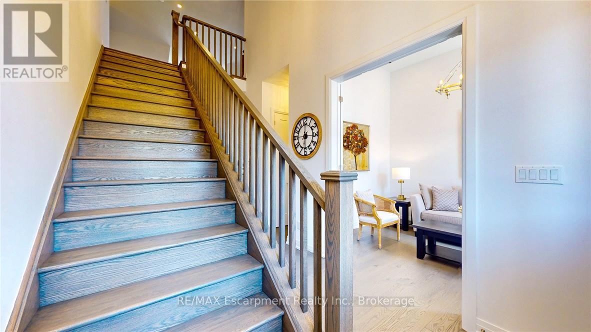 111 Clippers Lane, Blue Mountains, Ontario  N0H 2P0 - Photo 16 - X12121480