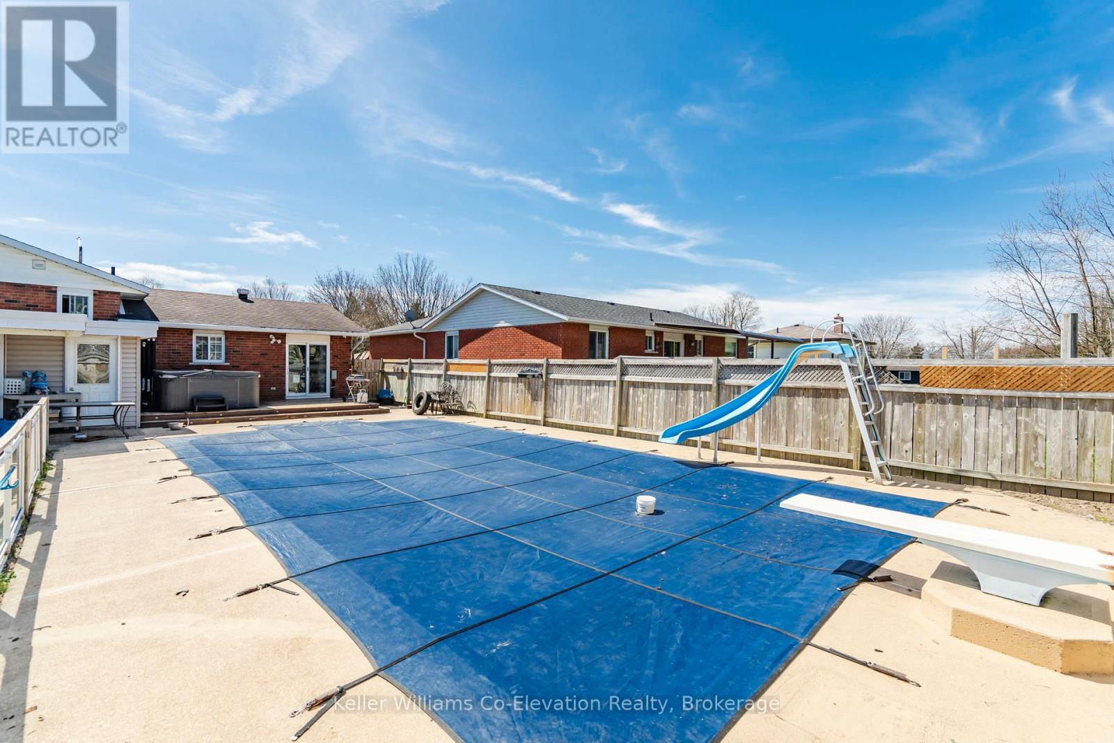 1 Bonaventure Place, Penetanguishene, Ontario  L9M 1J3 - Photo 33 - S12121471