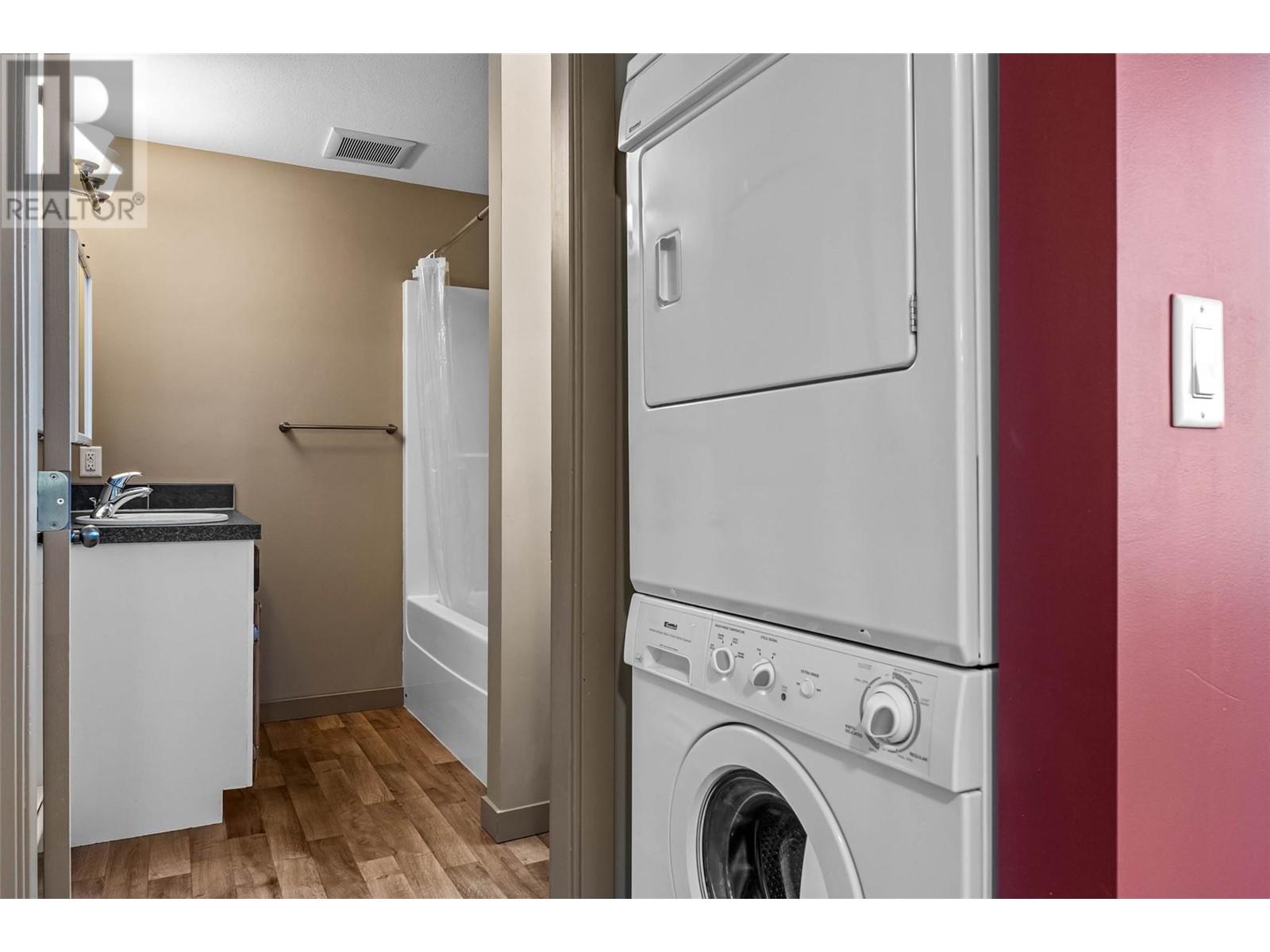 1170 Montgomery Place, Chase, British Columbia  V0E 1M0 - Photo 39 - 10346093
