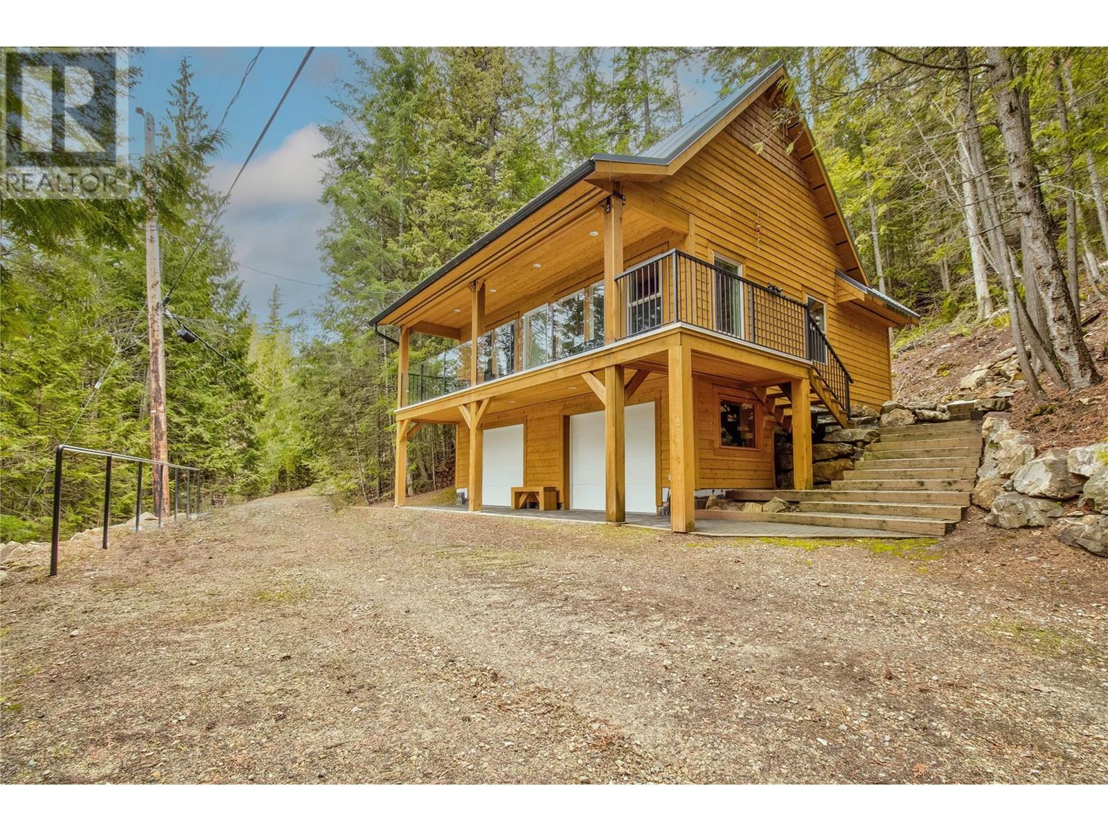 7302 Sunnybrae Canoe Point Road, Tappen, British Columbia  V0E 2X1 - Photo 24 - 10346075