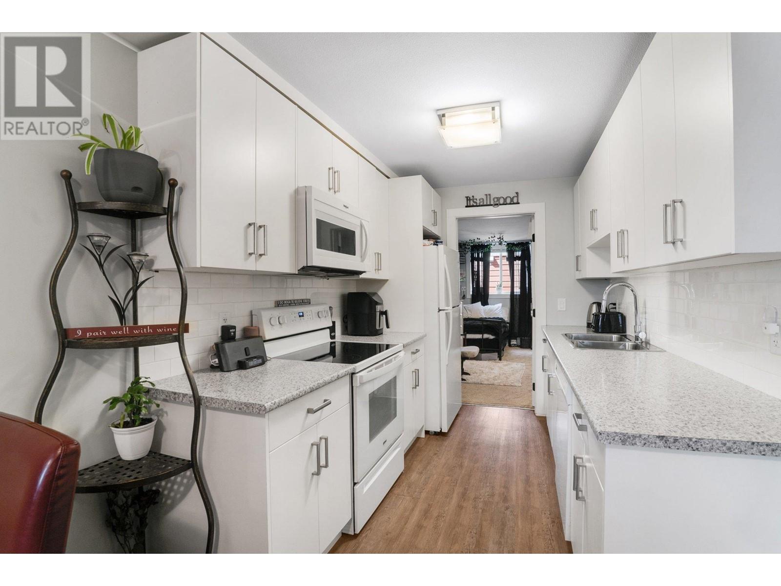 2594 Crown Crest Drive, West Kelowna, British Columbia  V4T 3N3 - Photo 41 - 10344598