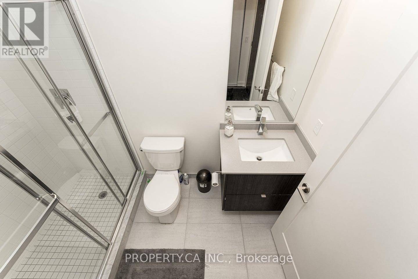 1120 - 330 Richmond Street W, Toronto, Ontario  M5V 0M4 - Photo 7 - C12121479