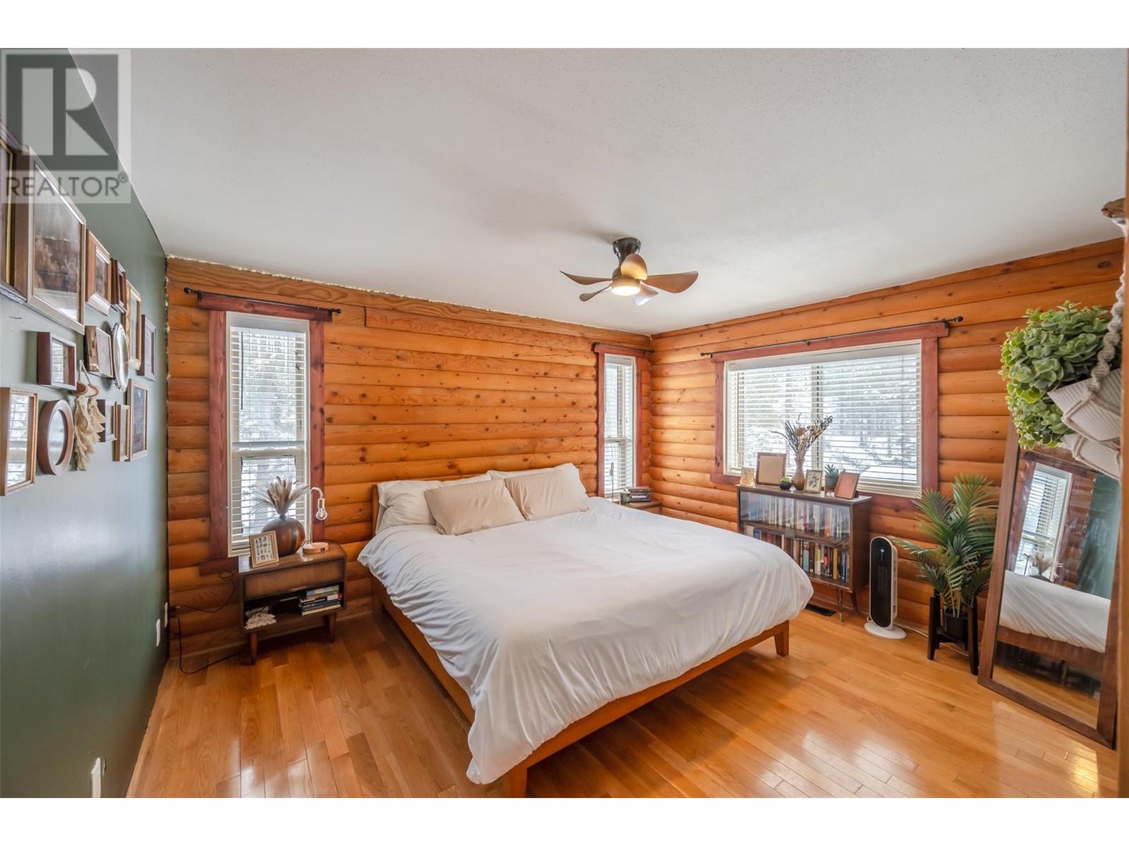 Property at 105 Saddlehorn Drive image 2