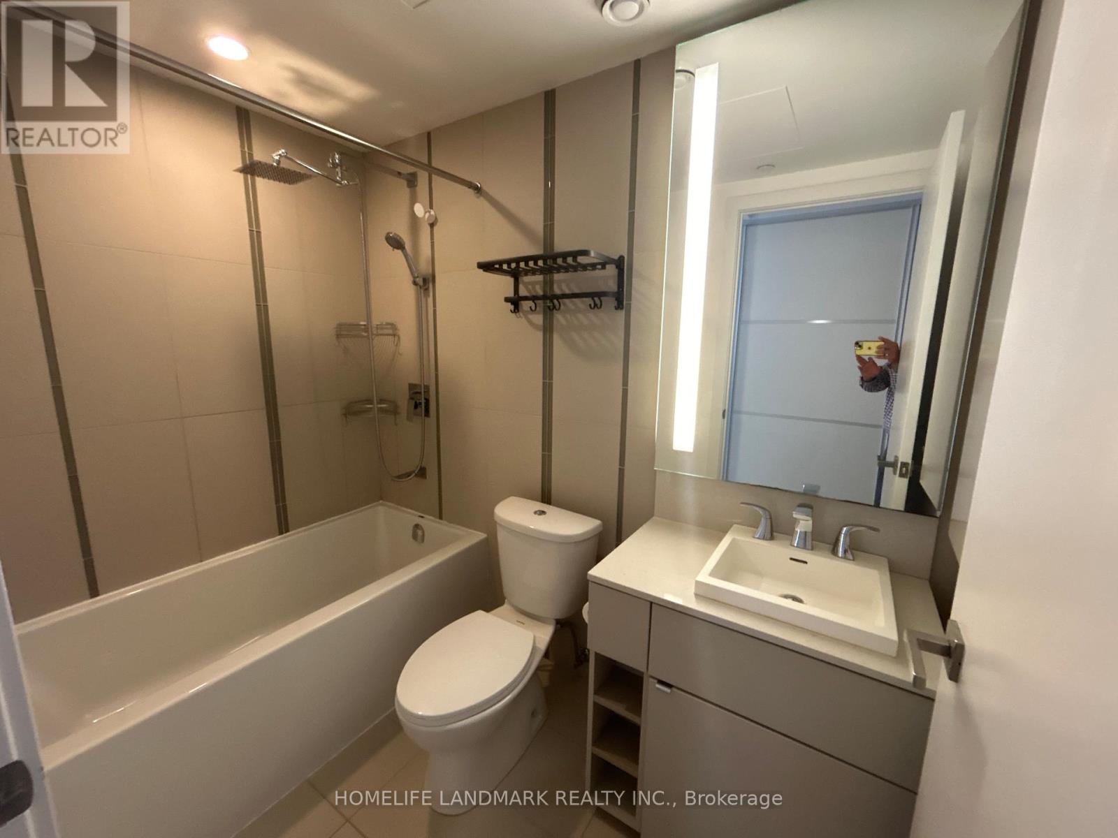 812 - 101 Peter Street W, Toronto, Ontario  M5V 0G6 - Photo 13 - C12118512