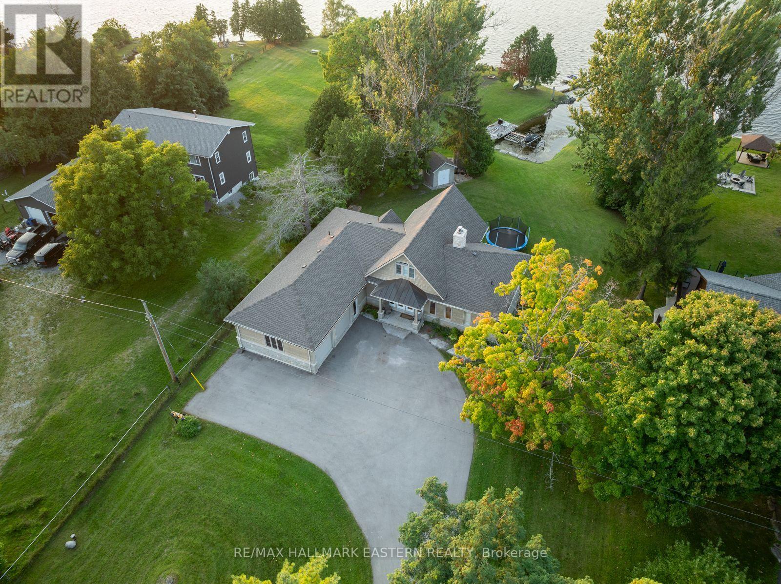 10 Earl Kennedy Road, Kawartha Lakes, Ontario  K0M 1L0 - Photo 35 - X12121179