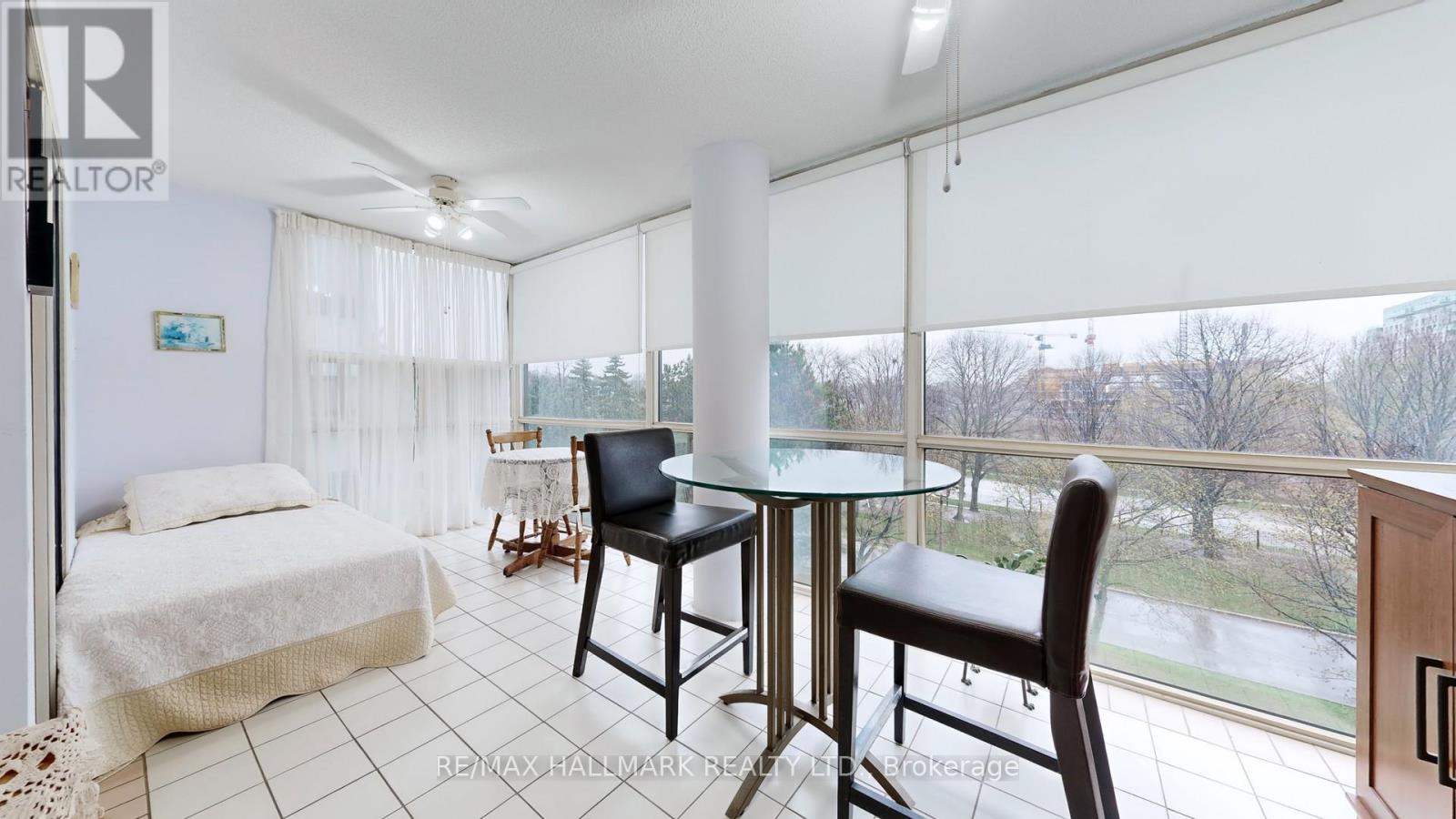403 - 30 Harding Boulevard, Richmond Hill, Ontario  L4C 1S8 - Photo 15 - N12121442