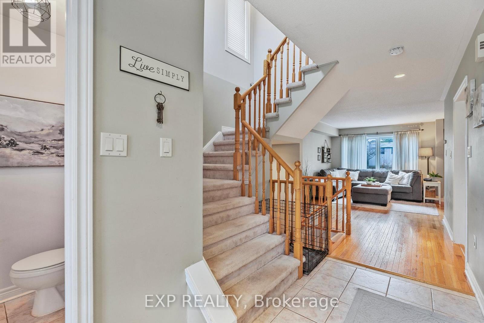 Property at 19 HERITAGE COURT image 5