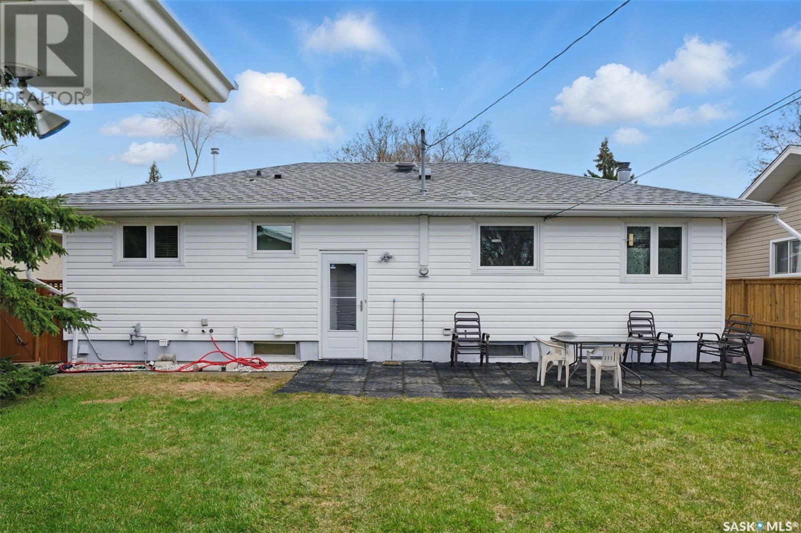 34 Bell Crescent, Saskatoon, Saskatchewan  S7J 2W3 - Photo 28 - SK004447