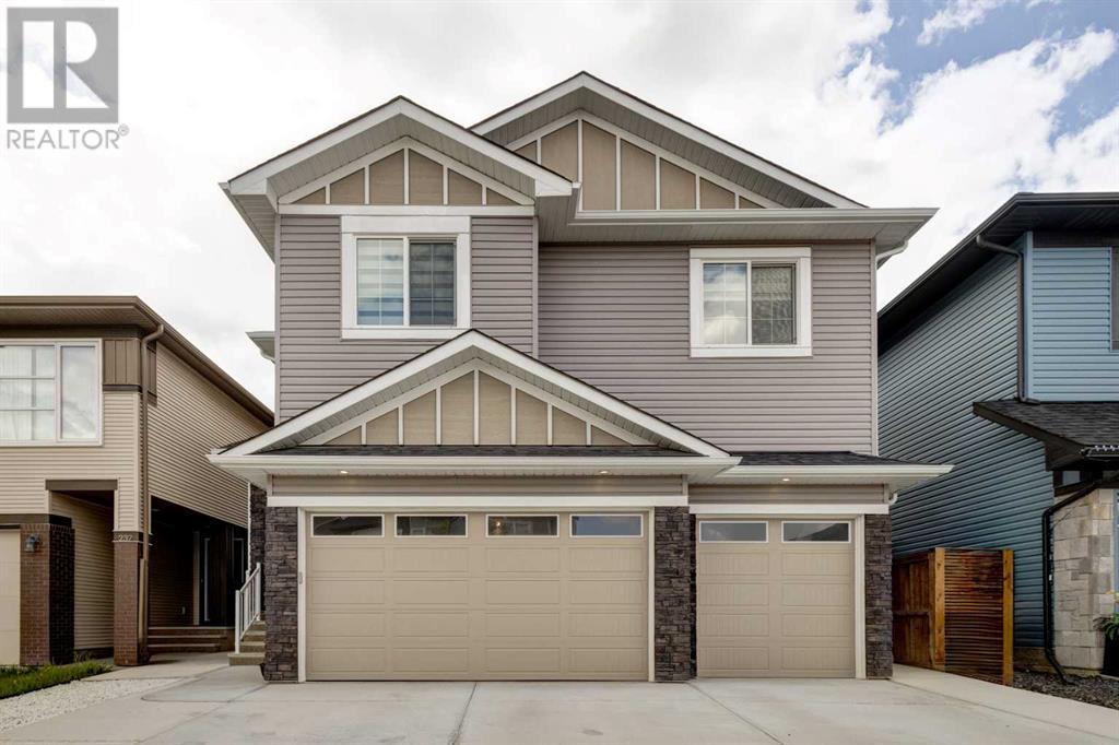 Property at 229 Walgrove Terrace SE image 1