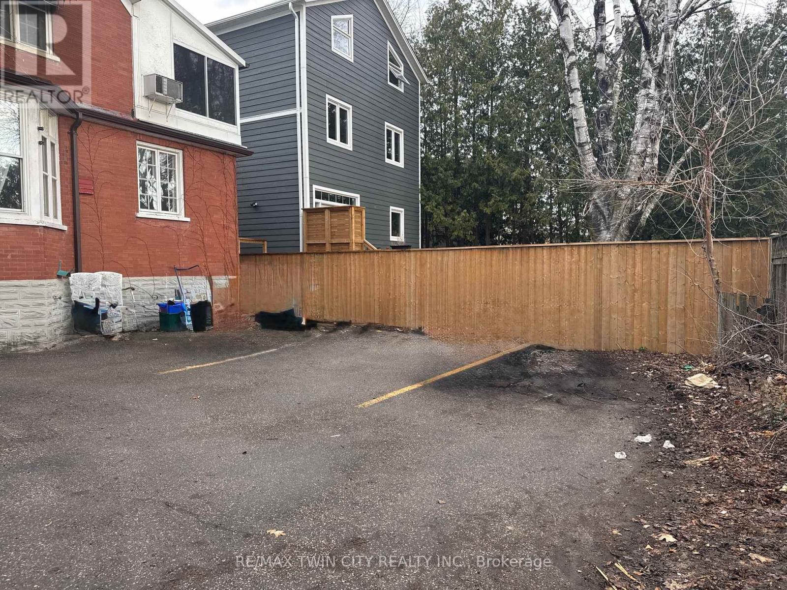 Property at 32 SIMEON STREET image 3