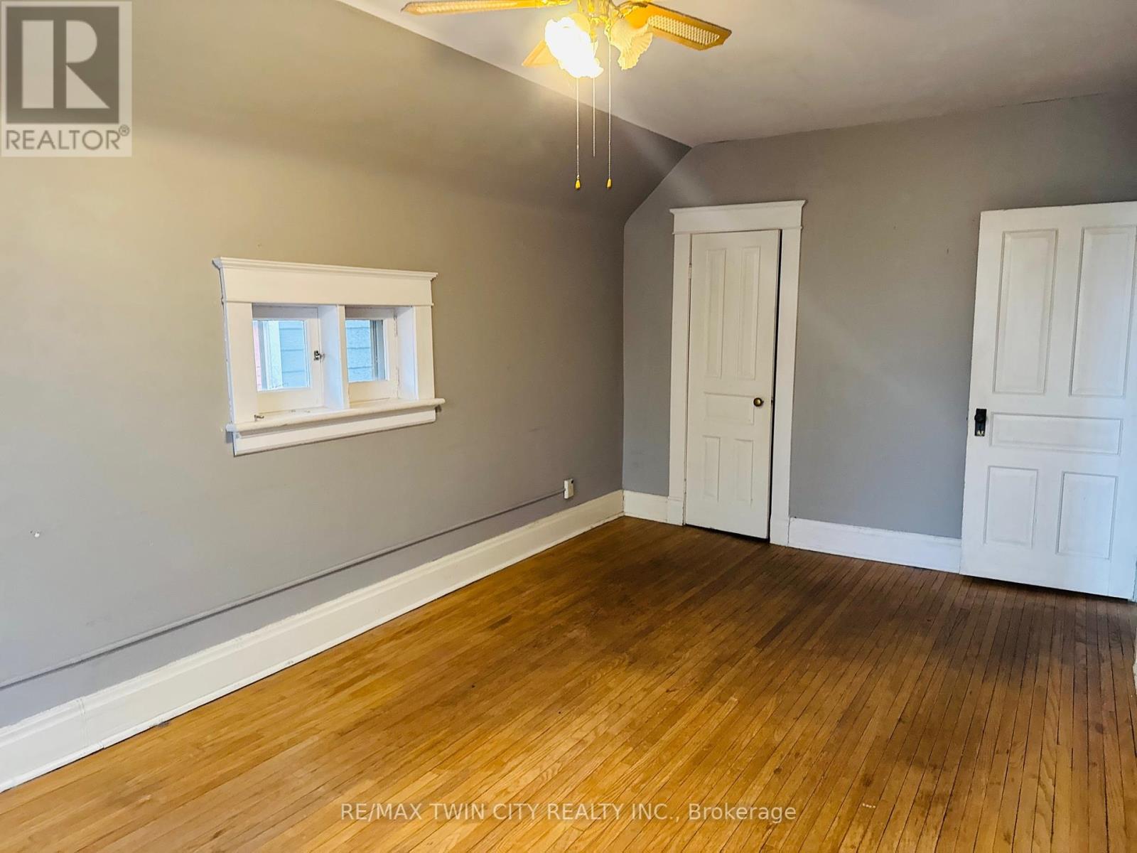 32 Simeon Street, Kitchener, Ontario  N2H 1S1 - Photo 36 - X12121437