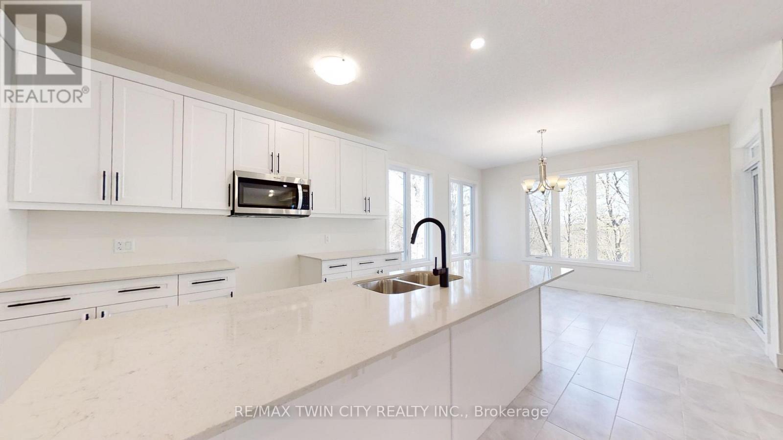 108 Christopher Court, London South, Ontario  N5X 3X4 - Photo 4 - X12121466