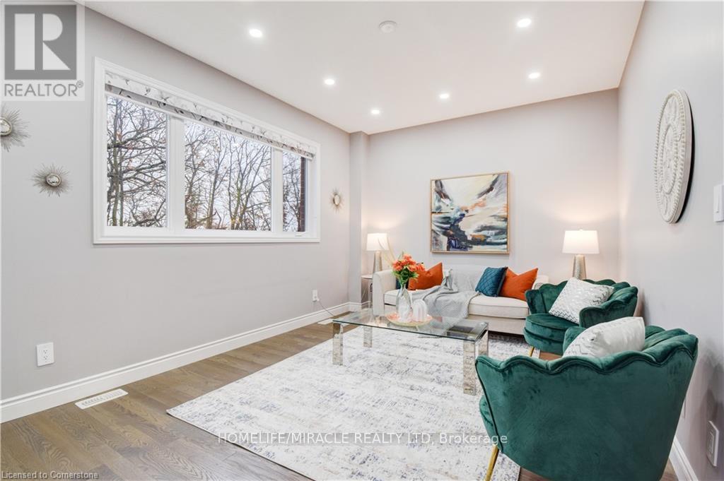 224 Freure Drive, Cambridge, Ontario  N1S 0B9 - Photo 14 - X12121482