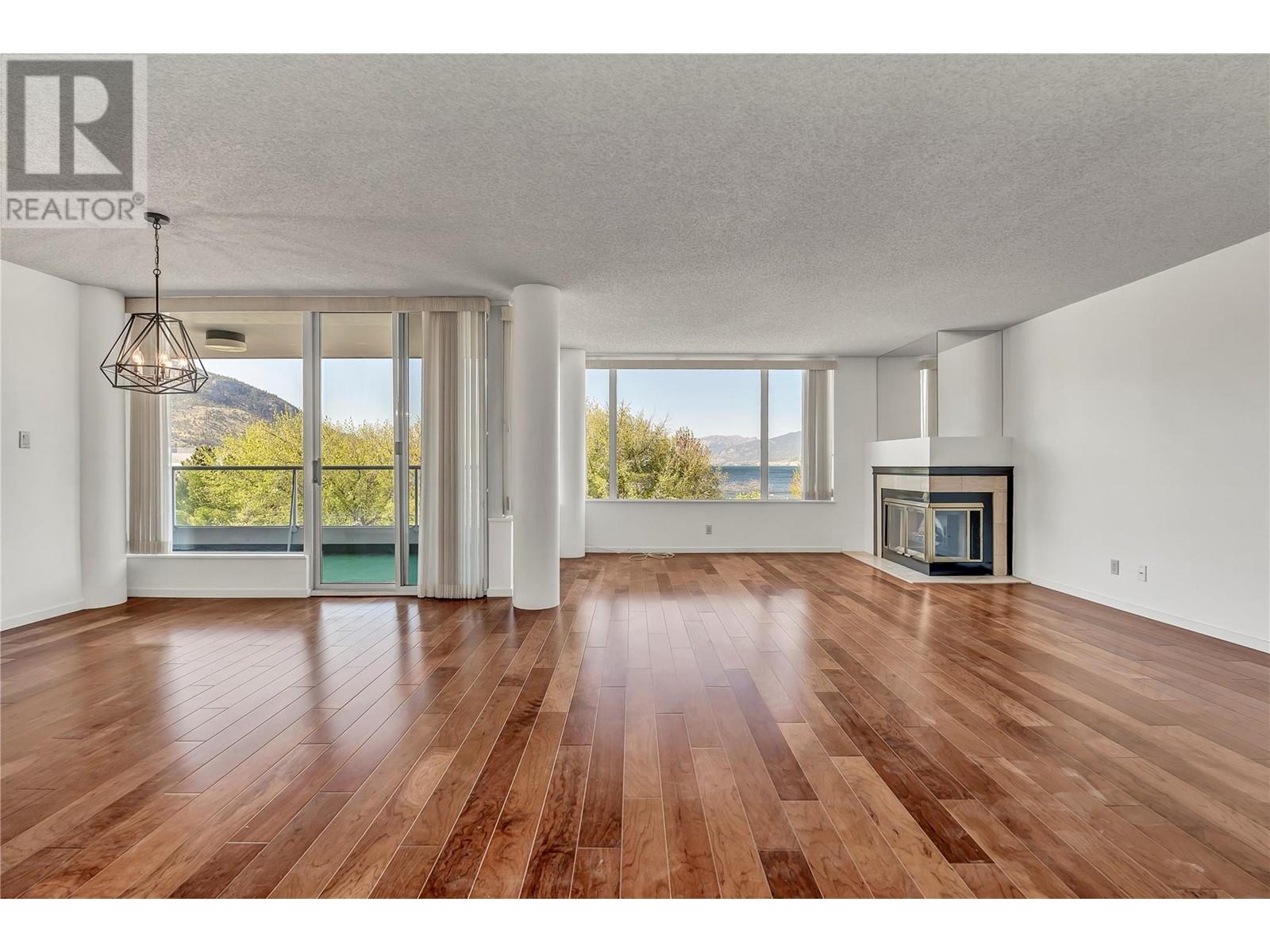Property at 86 Lakeshore Drive Unit# 301 image 4