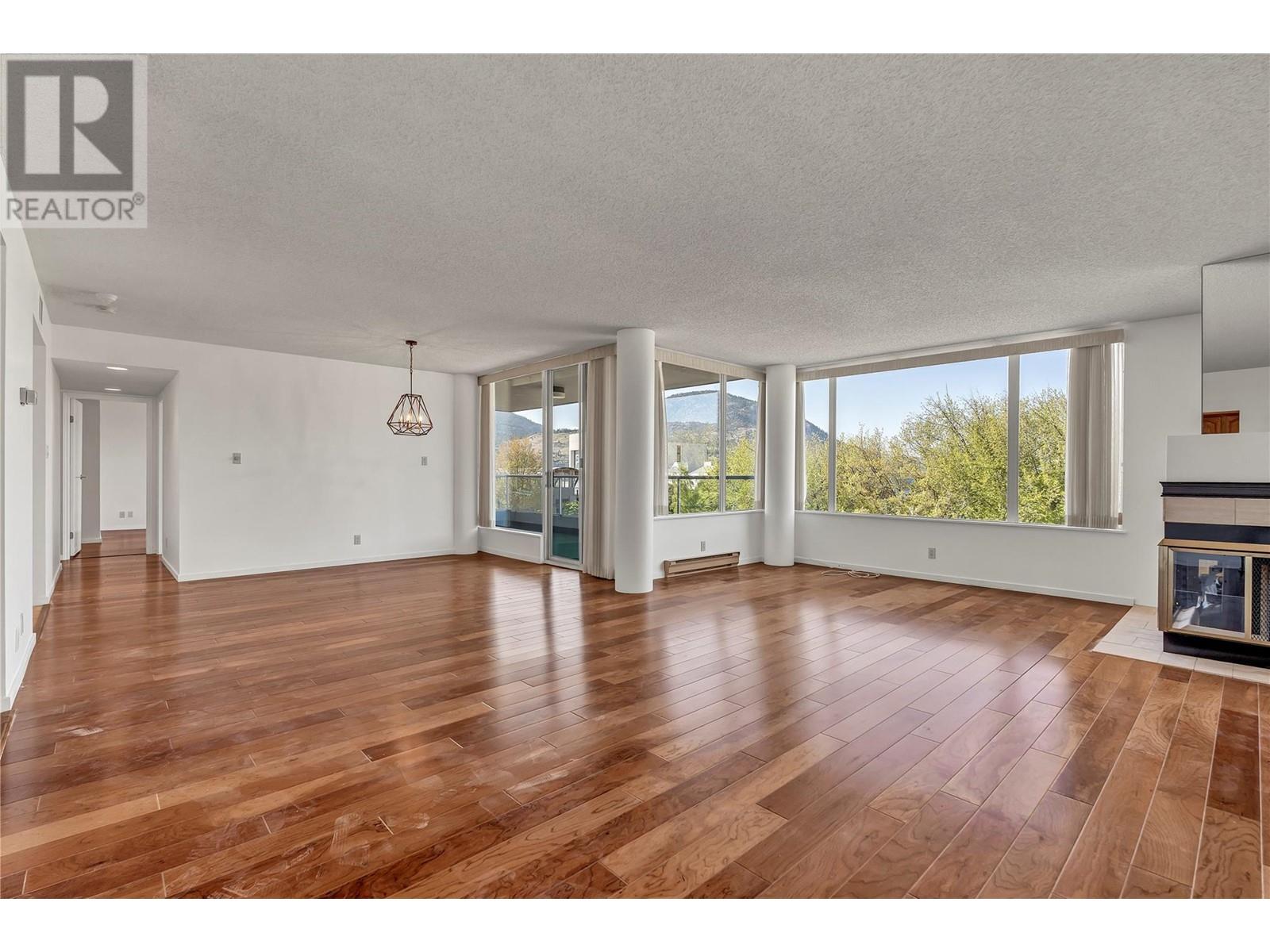 86 Lakeshore Drive Unit# 301, Penticton, British Columbia  V2A 1B5 - Photo 5 - 10346017
