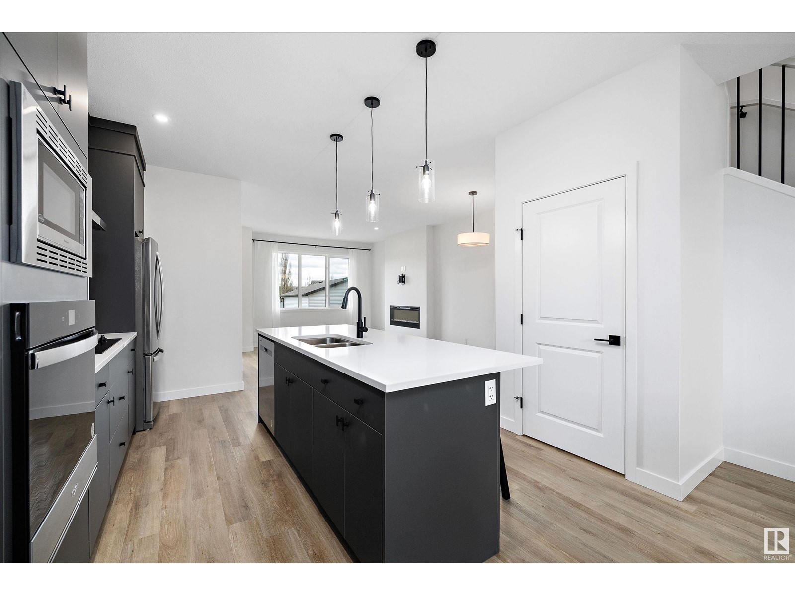 1439 Goodspeed Ln Nw, Edmonton, Alberta  T5T 0W2 - Photo 11 - E4434222