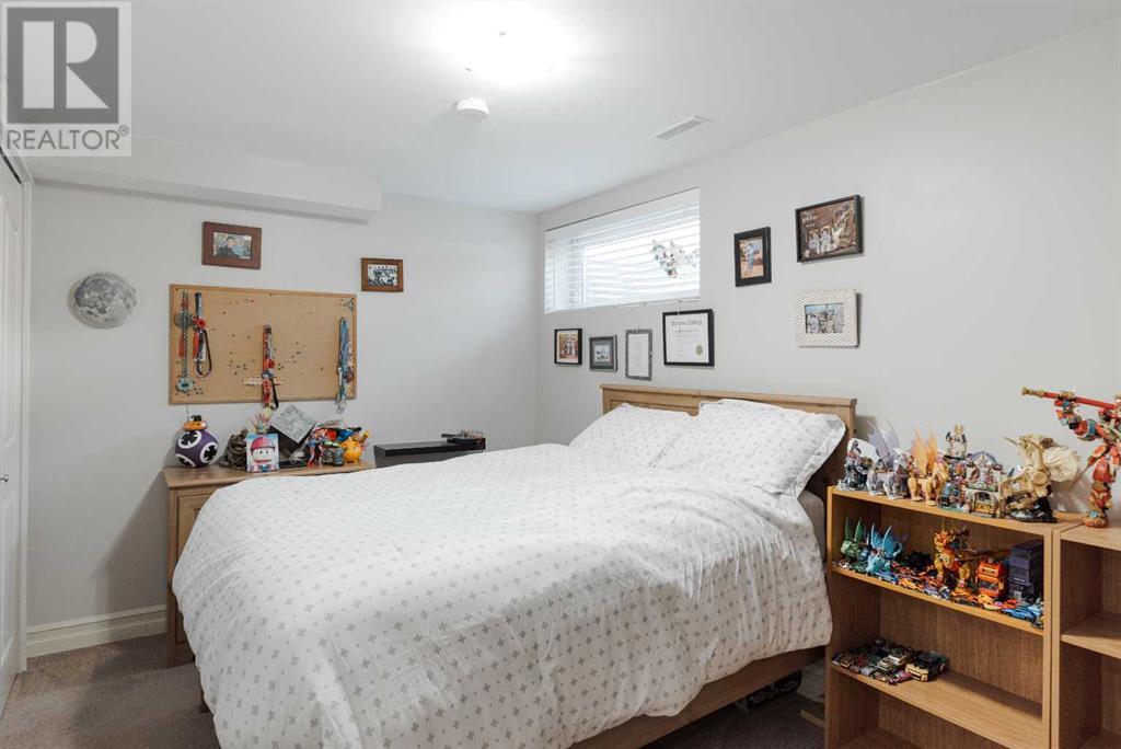 102 Pike Bay, Fort Mcmurray, Alberta  T9K 0C8 - Photo 29 - A2216147
