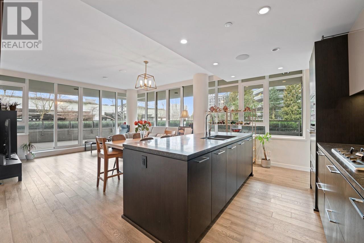 203 788 Arthur Erickson Place, West Vancouver, British Columbia  V7T 0B6 - Photo 12 - R2997693
