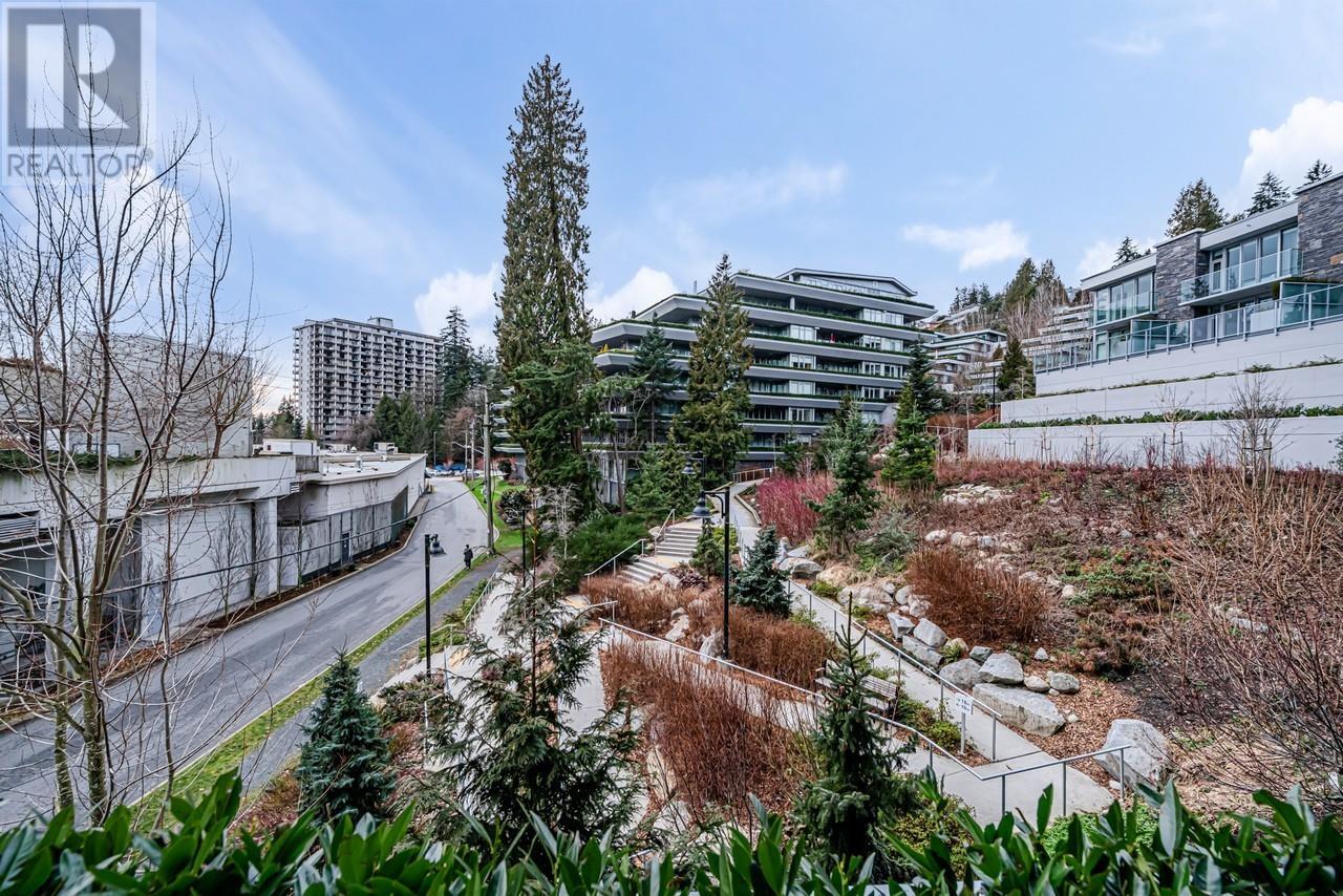 203 788 Arthur Erickson Place, West Vancouver, British Columbia  V7T 0B6 - Photo 21 - R2997693