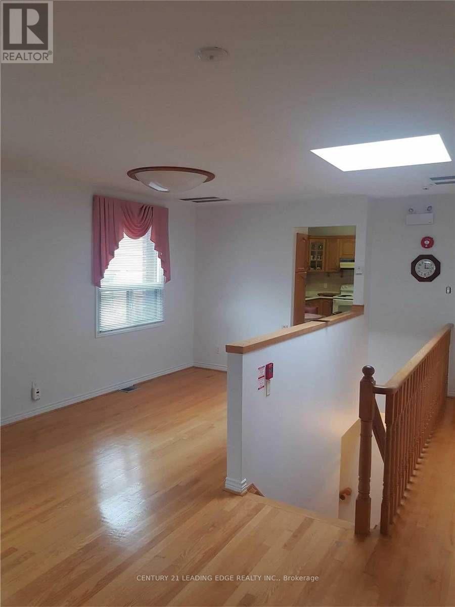 2nd Floor - 684 Pape Avenue, Toronto, Ontario  M4K 3S5 - Photo 13 - E12111726