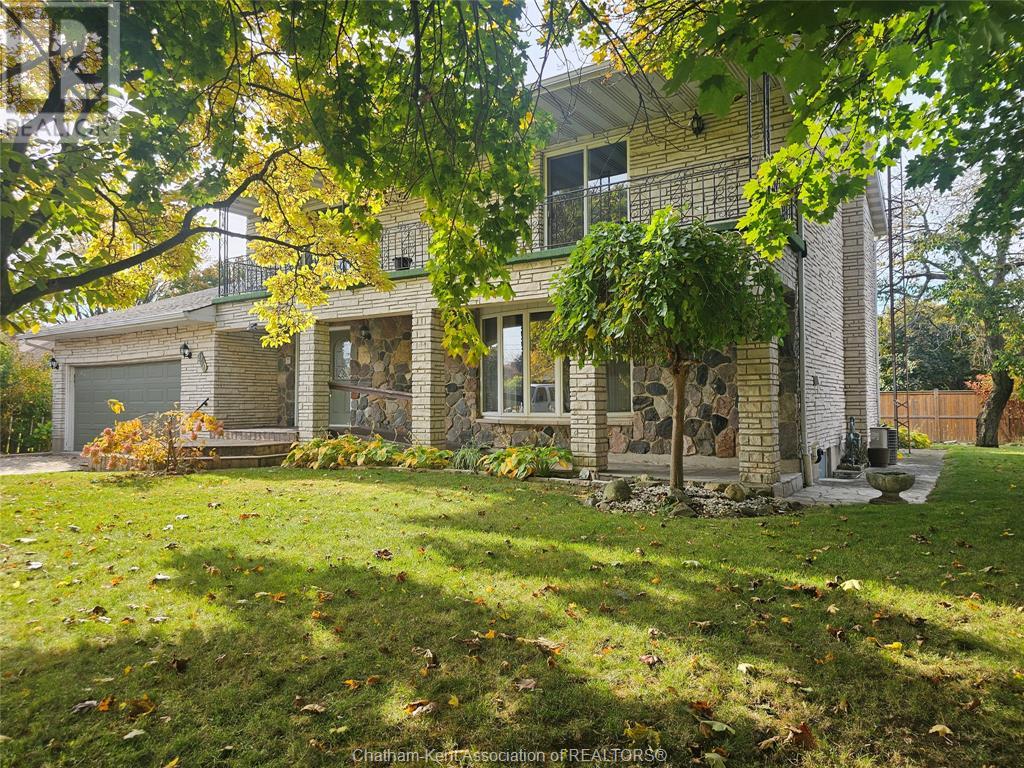 Property at 140 Little STREET South image 1