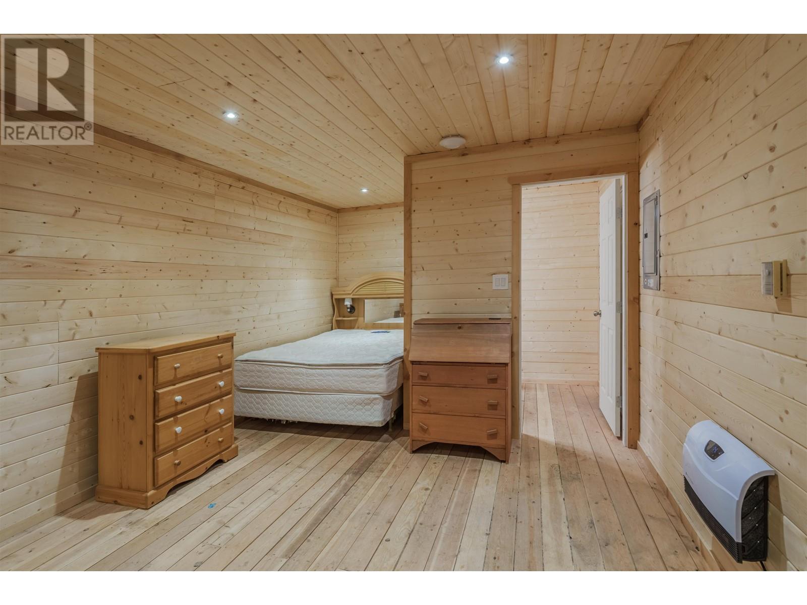772 Green Lake S Road, Green Lake, British Columbia  V0K 2K2 - Photo 24 - R2952008