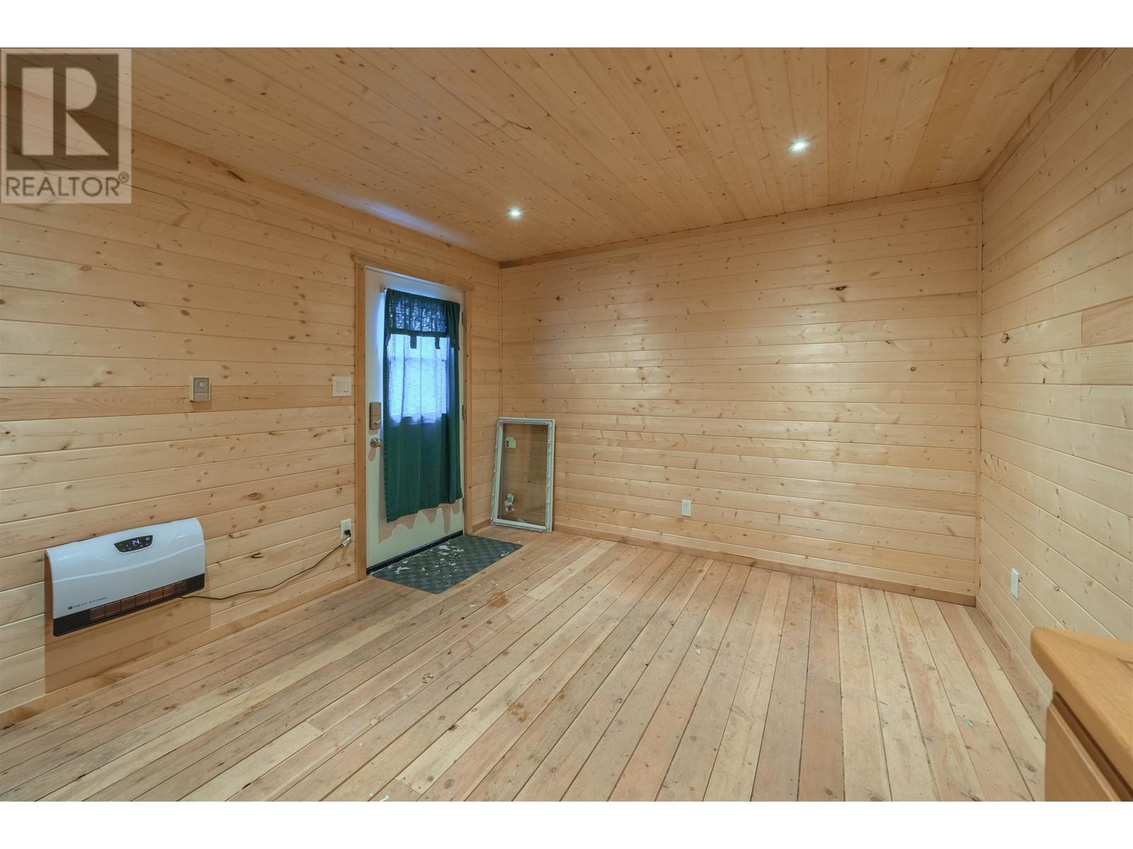772 Green Lake S Road, Green Lake, British Columbia  V0K 2K2 - Photo 25 - R2952008