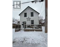 12 HERRIOTT STREET, Carleton Place, Ontario