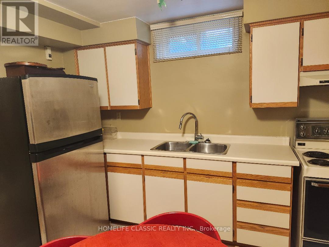 18a Roosevelt Drive, Richmond Hill, Ontario  L4C 6V3 - Photo 30 - N12113753