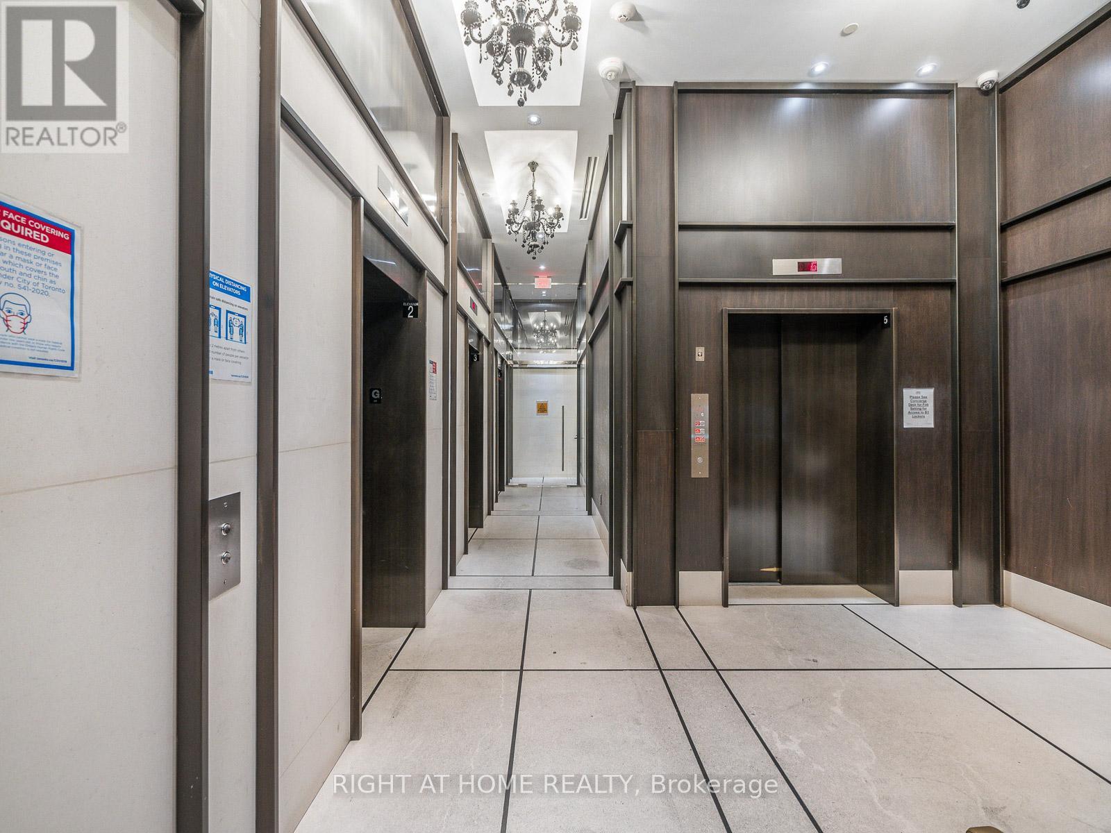 5607 - 197 Yonge Street, Toronto, Ontario  M5B 1M4 - Photo 6 - C12121539