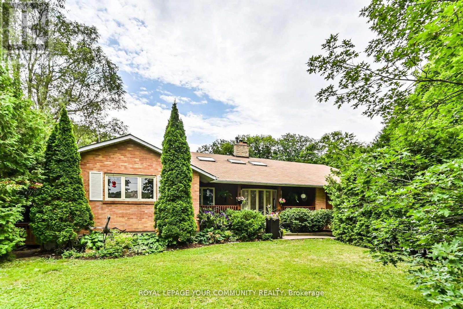 Property at 247 HARRIS AVENUE image 1