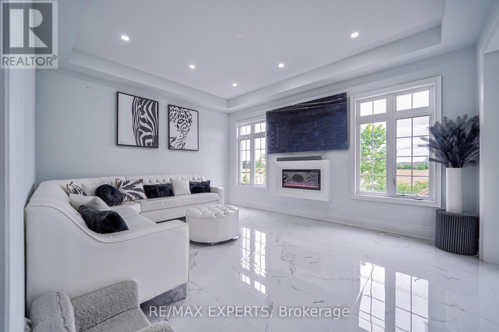 Main - 86 Conductor Avenue, Whitchurch-Stouffville, Ontario  L4A 4X5 - Photo 11 - N12121586