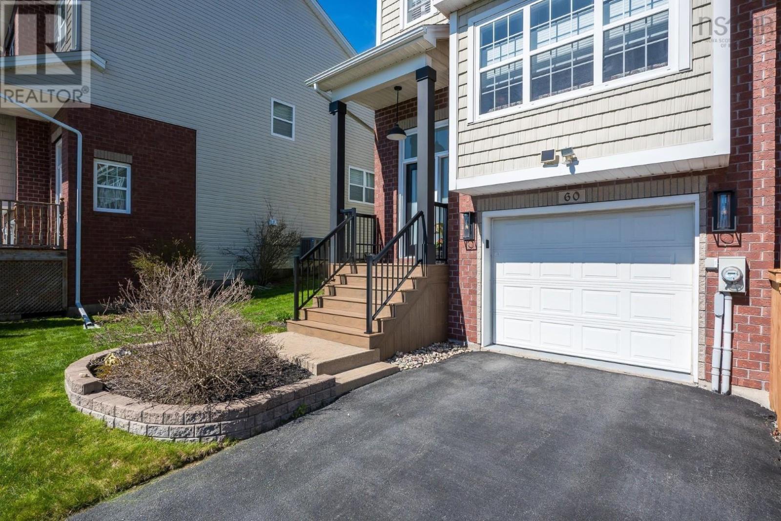 60 Surrey Way, Dartmouth, Nova Scotia  B2W 6R7 - Photo 3 - 202509671