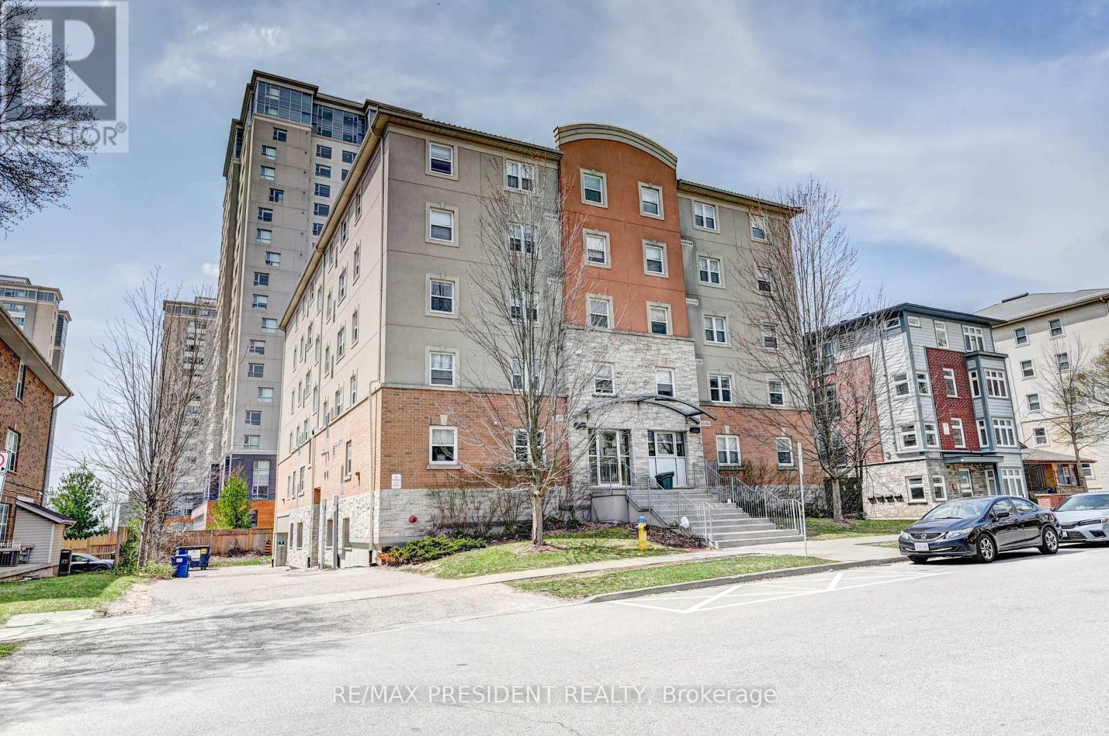 504 - 261 Lester Street, Waterloo, Ontario  N2L 3W6 - Photo 1 - X12121521