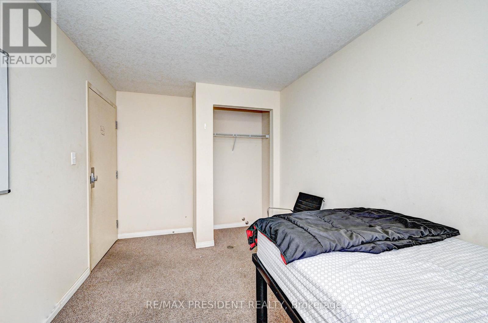 504 - 261 Lester Street, Waterloo, Ontario  N2L 3W6 - Photo 13 - X12121521