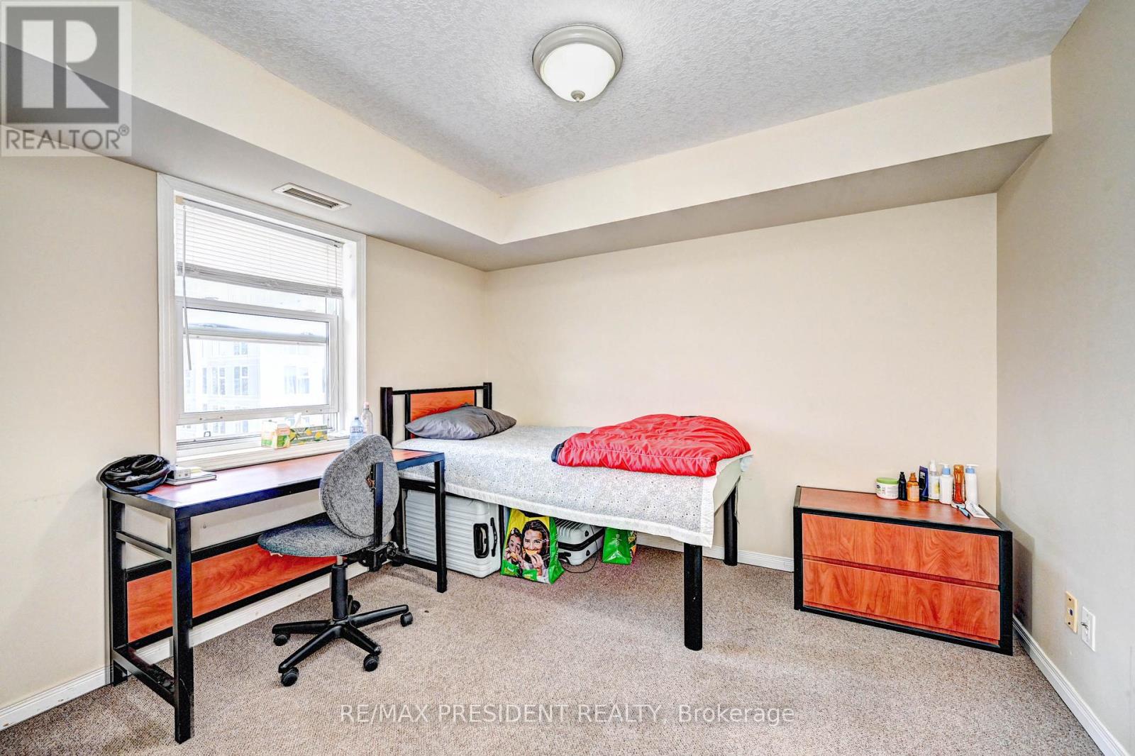 504 - 261 Lester Street, Waterloo, Ontario  N2L 3W6 - Photo 14 - X12121521