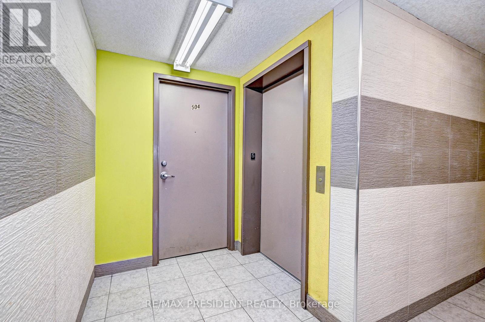 504 - 261 Lester Street, Waterloo, Ontario  N2L 3W6 - Photo 5 - X12121521