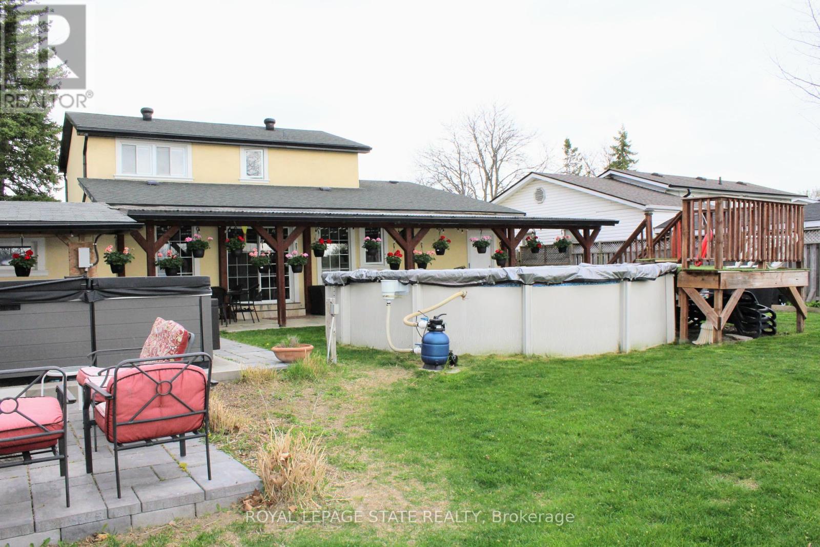 133 Chilton Drive, Hamilton (Stoney Creek Mountain), Ontario  L8J 1L8 - Photo 39 - X12121587