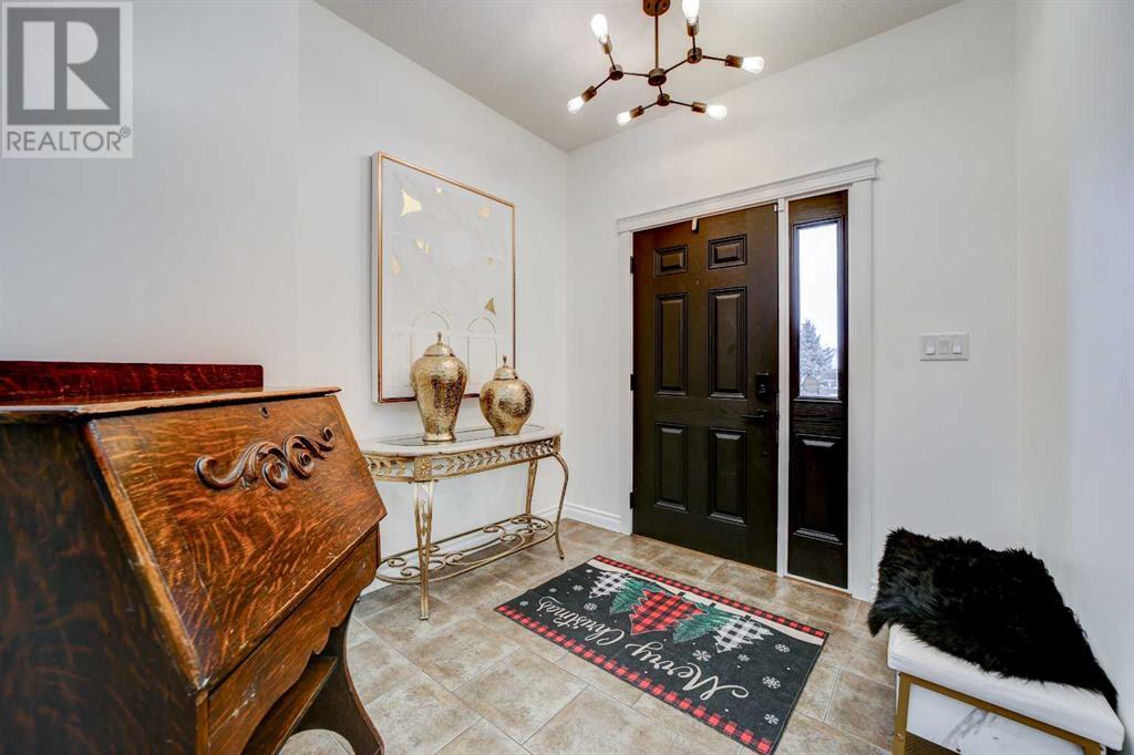 Property at 4 Heritage Point W image 4