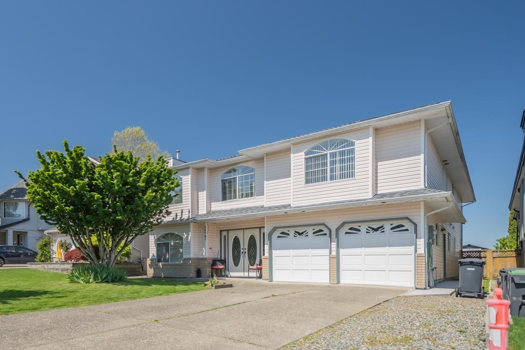 26987 27 Avenue, Langley, British Columbia  V4W 3E7 - Photo 2 - R2995875