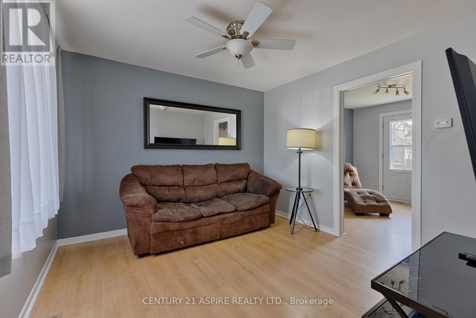 Property at 8 ETHEL STREET image 5